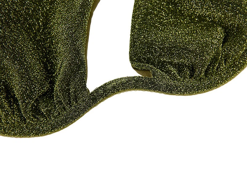3 3